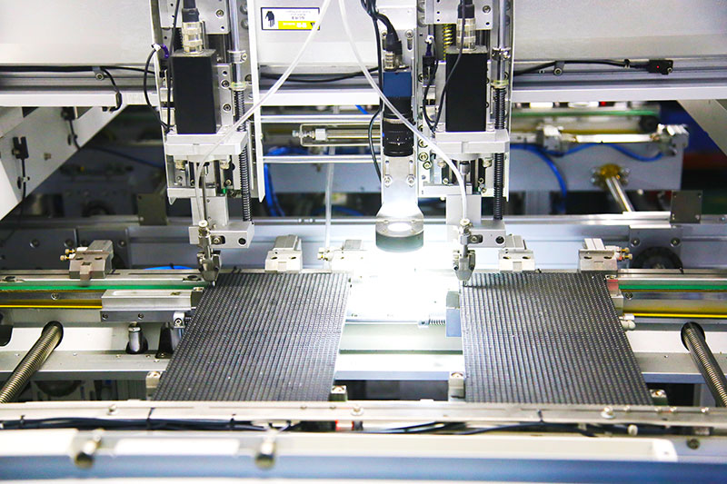 自動打螺絲機(jī) 自動鎖螺絲機(jī)